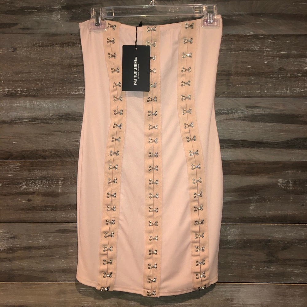 📫-NWT PLT - nude/pink body con corset dress!